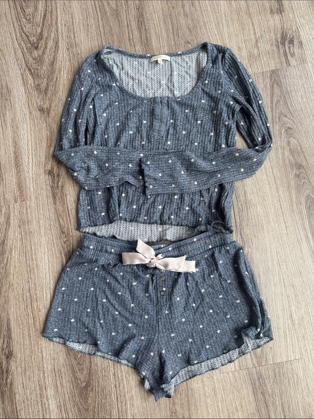 Z Supply blue Gray Polka Dot Long Sleeve Top & Shorts Pajama Set with Cream Bow